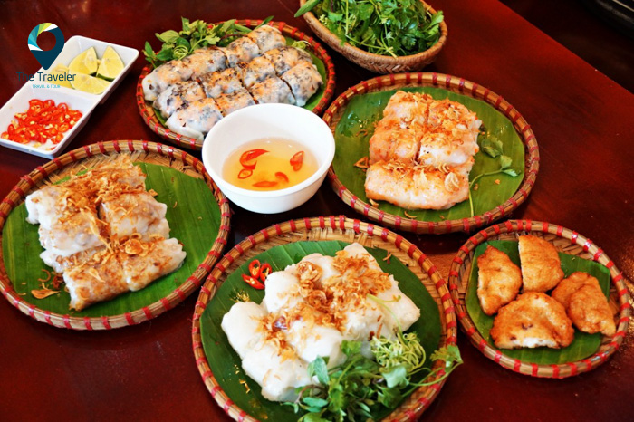 1. Bánh cuốn chả mực – đặc sản Hạ Long