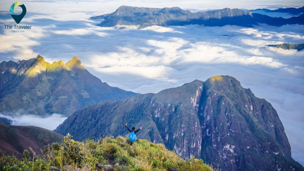 Cảnh đẹp khi trekking Bạch Mộc Lương Tử